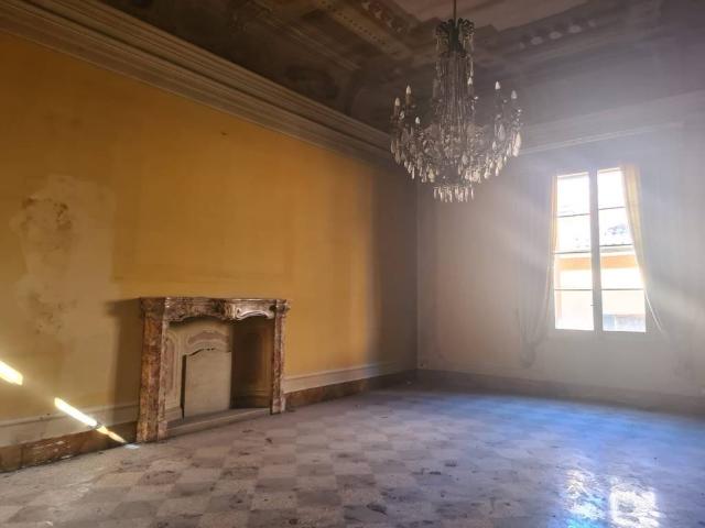 Palazzo in vendita a Irnerio, Bologna