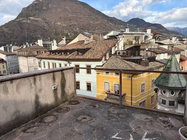 Palazzo in vendita a Centro-Piani-Rencio - Zentrum-Bozner Boden-Rentsch, Bolzano - Bozen