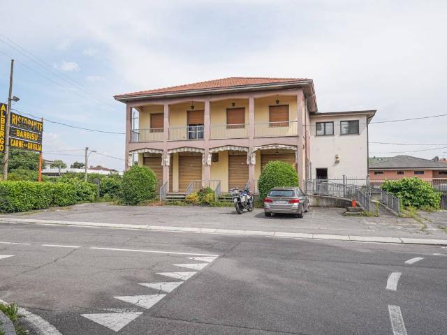 Palazzo in vendita a Bonate Sotto, Lombardia