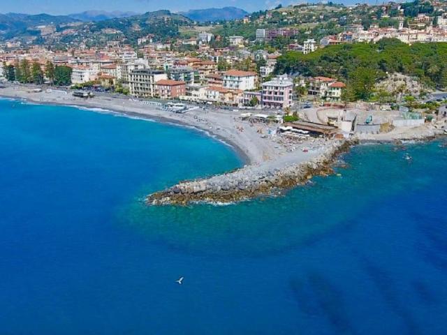 Palazzo in vendita a Arziglia, Bordighera