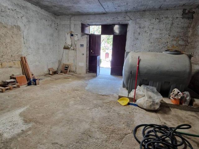 Palazzo in vendita a Borgetto, Sicilia