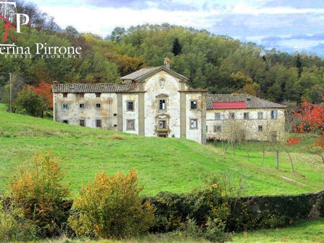 Palazzo in vendita a Borgo San Lorenzo, Toscana