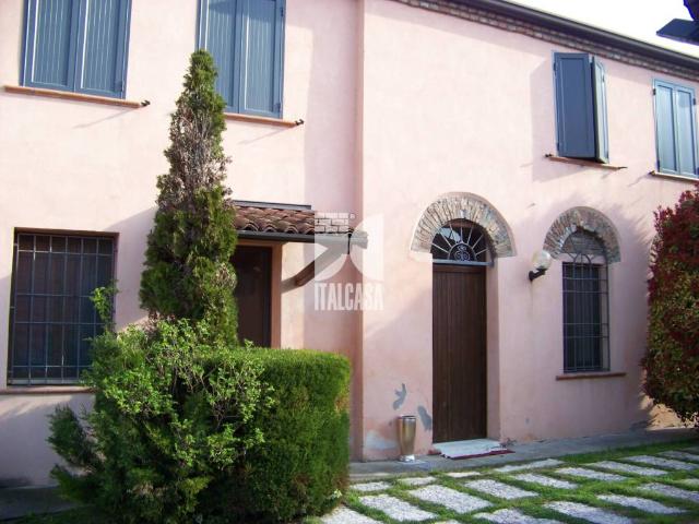 Palazzo in vendita a Borgo Virgilio, Pietole