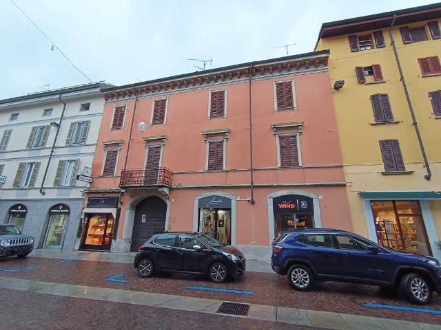 Palazzo in vendita a Piemonte, Novara