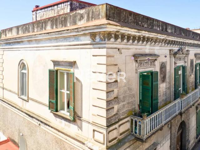 Palazzo in vendita a Boscoreale, Campania
