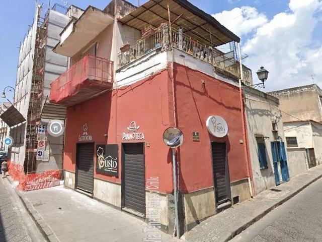 Palazzo in vendita a Boscoreale, Campania