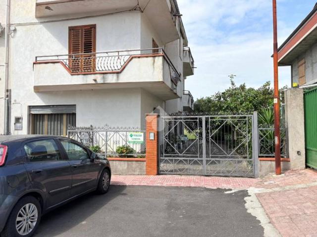 Palazzo in vendita a Calabria, Catanzaro