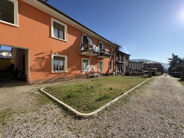 Villa Indipendente in vendita a Botticino Sera, Botticino
