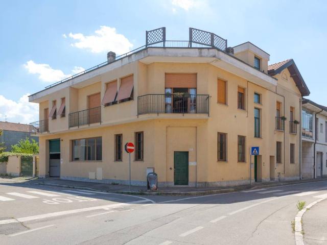 Palazzo in vendita a Masciago Milanese, Bovisio Masciago