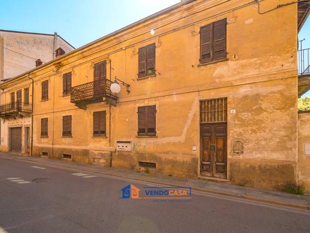 Palazzo in vendita a Piemonte, Cuneo