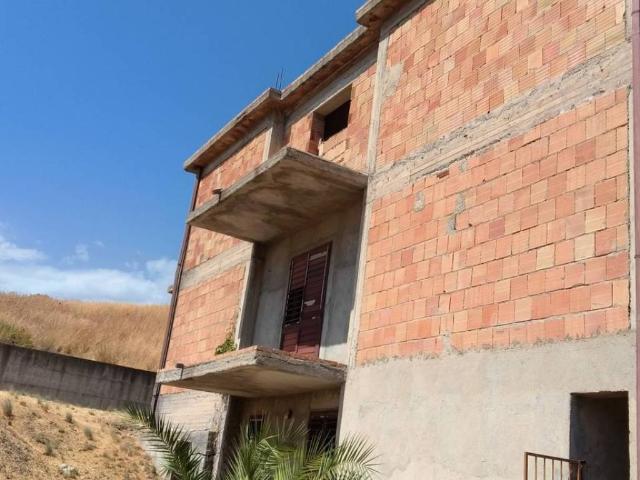 Palazzo in vendita a Calabria, Reggio Calabria