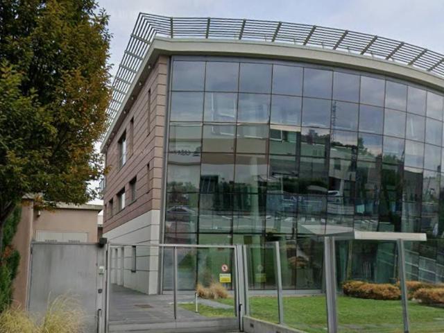 Palazzo in vendita a Zona Est, Brescia
