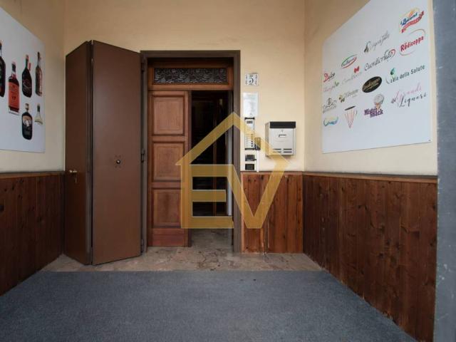 Palazzo in vendita a Zona Nord, Brescia