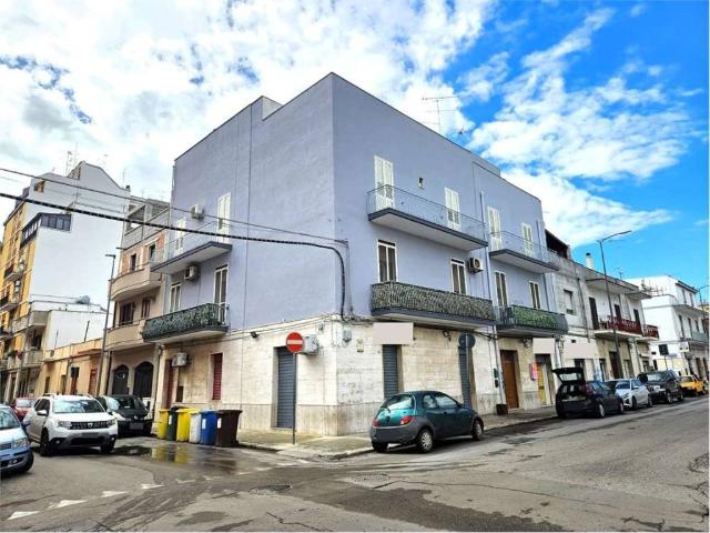 Palazzo in vendita a Commenda, Puglia