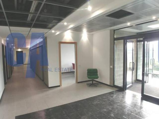 Palazzo in vendita a Brugherio, Lombardia