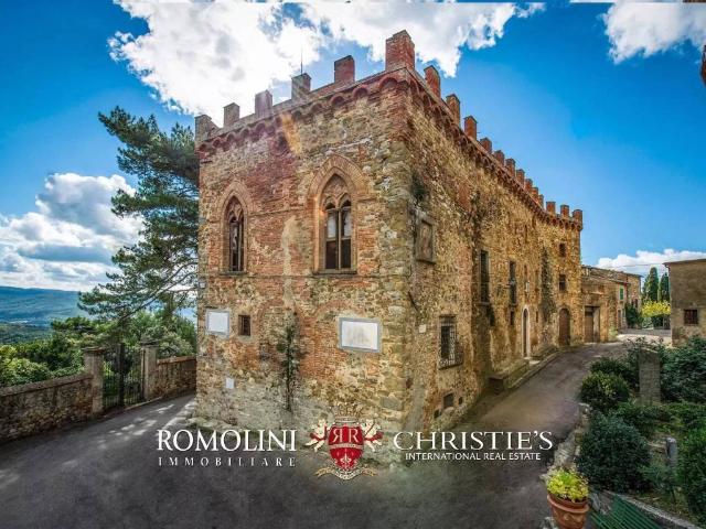 Palazzo in vendita a Bucine, Toscana