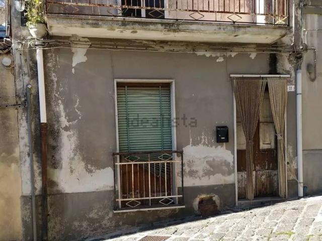 Palazzo in vendita a Buscemi, Sicilia