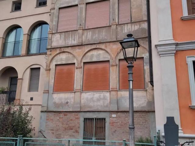 Palazzo in vendita a Busseto, Reggio Emilia