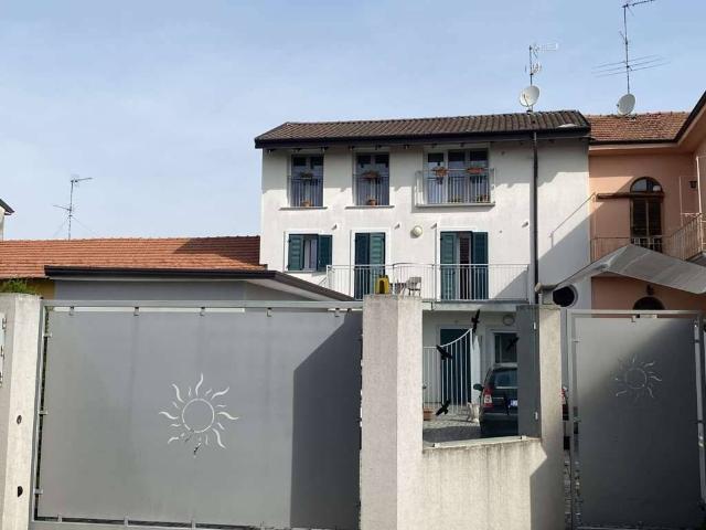 Palazzo in vendita a Busto Arsizio, Lombardia