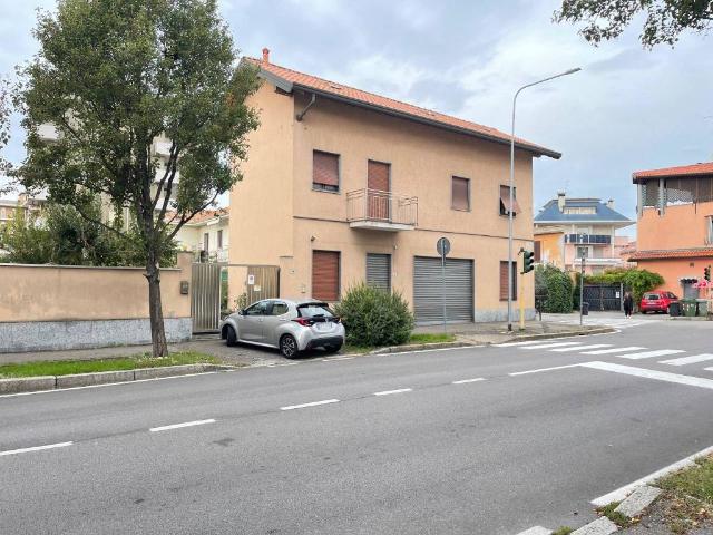 Palazzo in vendita a San Michele, Busto Arsizio