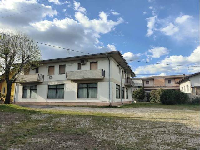 Palazzo in vendita a Buttapietra, Veneto