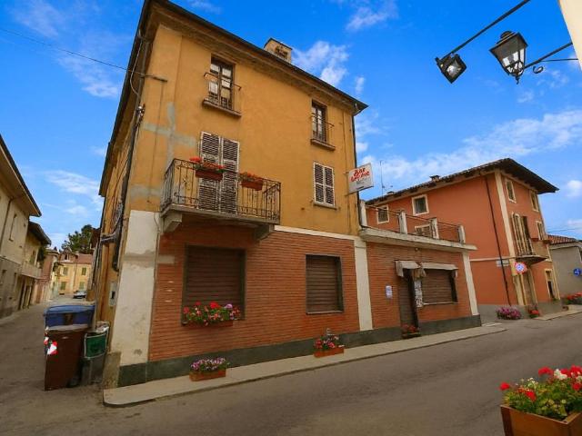 Palazzo in vendita a Piemonte, Asti