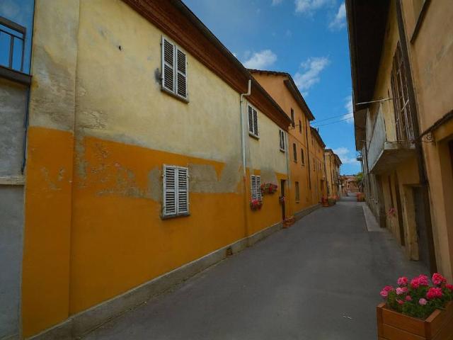 Palazzo in vendita a Piemonte, Asti