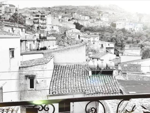 Palazzo in vendita a Caccamo, Sicilia