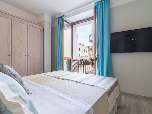Palazzo in vendita a Stampaxi/Stampace, Cagliari