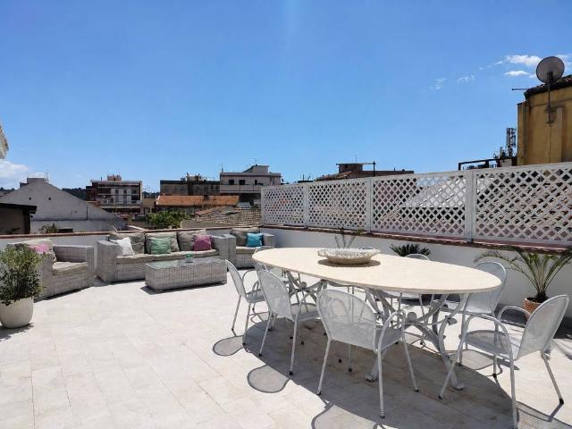 Palazzo in vendita a Biddanoa/Villanova, Cagliari