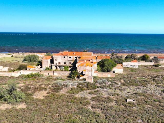 Palazzo in vendita a Sant'Avendrace-Santa Gilla, Cagliari
