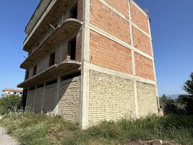 Palazzo in vendita a Caivano, Napoli