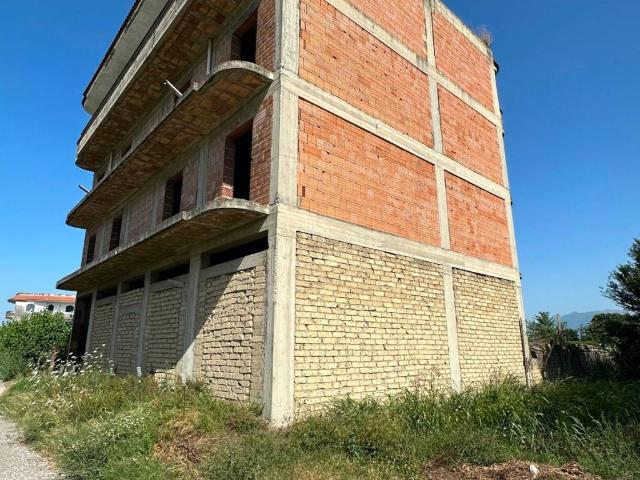 Palazzo in vendita a Caivano, Napoli