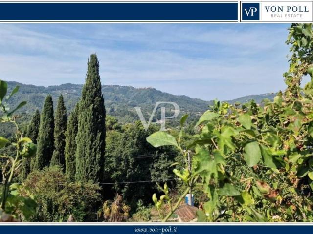 Palazzo in vendita a Camaiore, Lucca