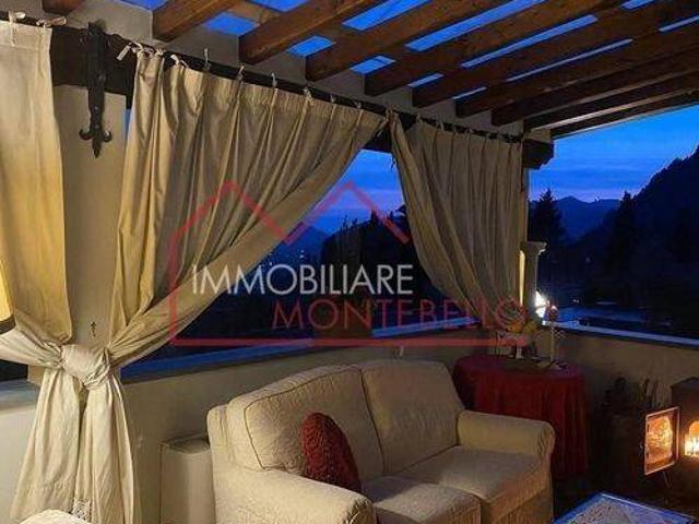 Palazzo in vendita a Vado, Camaiore