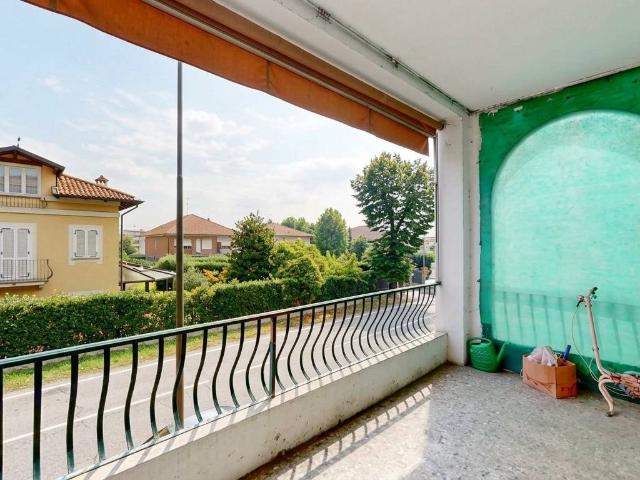Palazzo in vendita a Cambiano, Torino