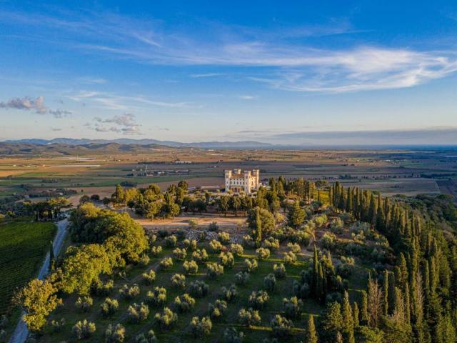Palazzo in vendita a Campiglia Marittima, Toscana
