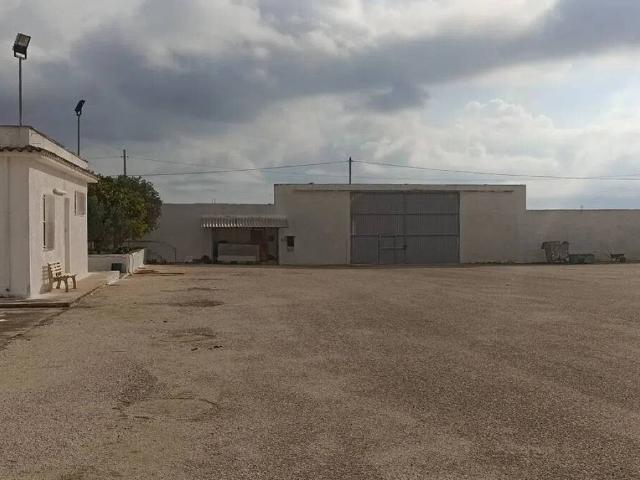 Palazzo in vendita a Campobello di Mazara, Trapani