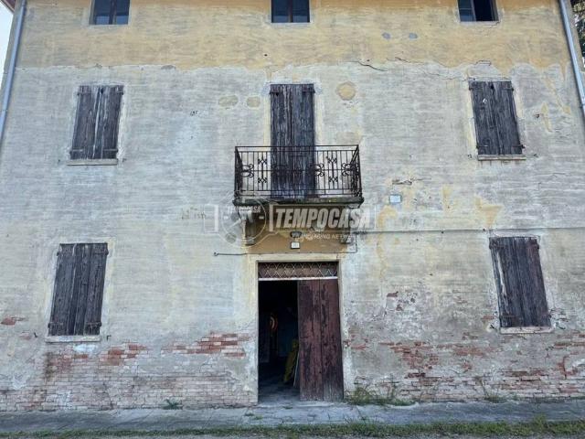 Palazzo in vendita a Unione delle Terre d'Argine, Campogalliano