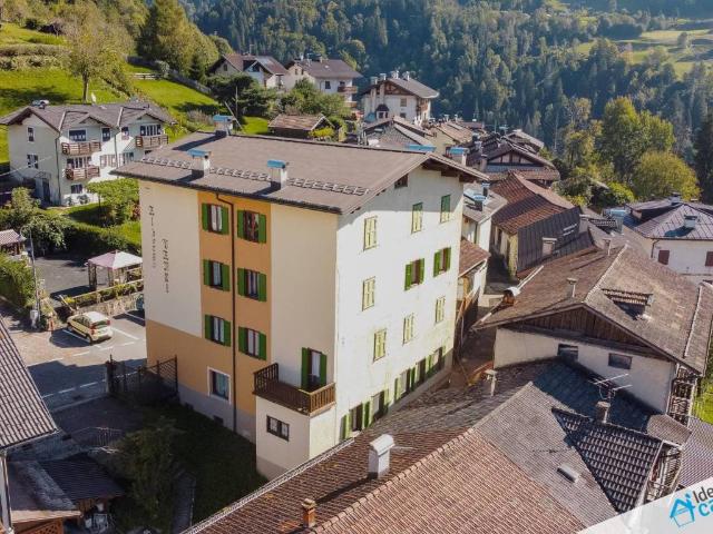 Palazzo in vendita a Comunità di Primiero, Canal San Bovo