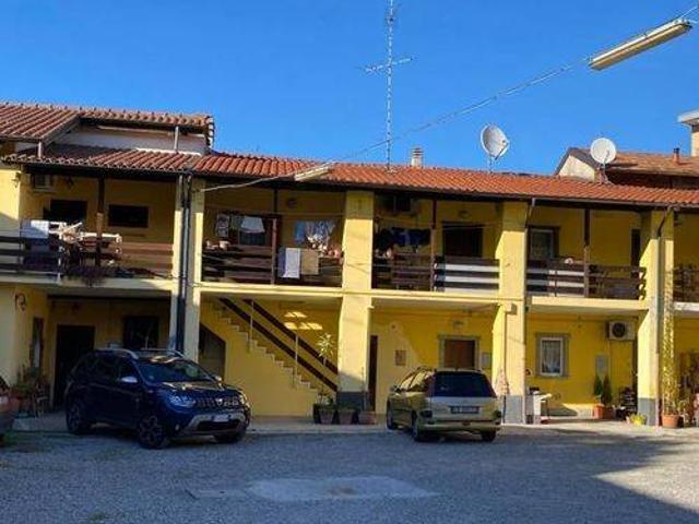 Palazzo in vendita a Canegrate, Lombardia