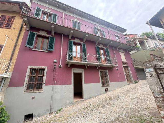 Palazzo in vendita a Piemonte, Asti