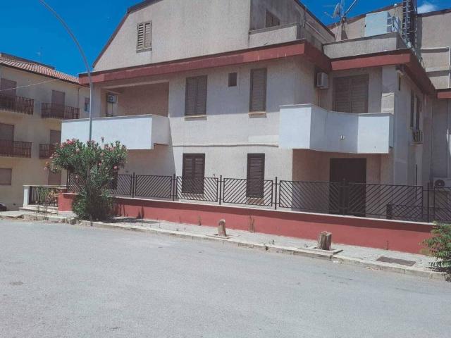 Palazzo in vendita a Canicattì E Borgalino, Sicilia