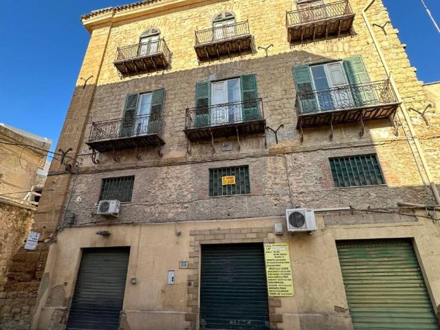 Palazzo in vendita a Acquanova, Canicattì E Borgalino