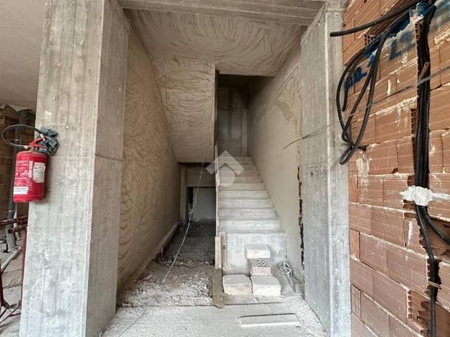 Palazzo in vendita a Puglia, Barletta-andria-trani
