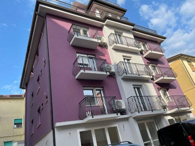 Palazzo in vendita a Caorle, Veneto