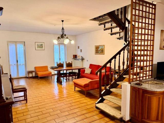 Palazzo in vendita a Caorso, Reggio Emilia