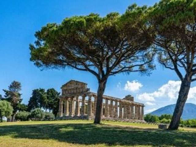 Palazzo in vendita a Capaccio Paestum, Salerno