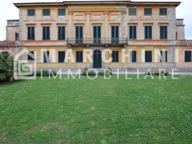 Palazzo in vendita a San Martino in Colle, Capannori