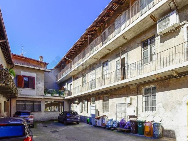 Palazzo in vendita a Realdino, Carate Brianza
